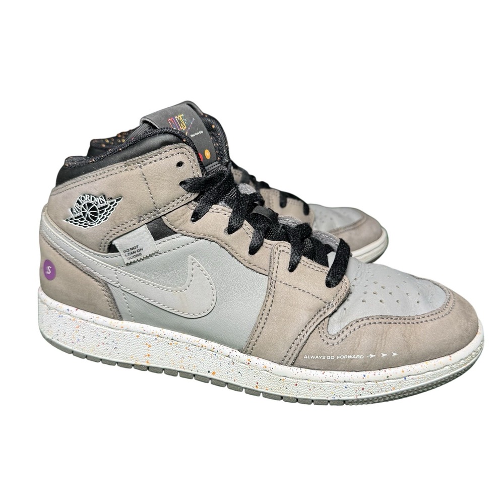 Nike Air Jordan 1 Mid Wings NYC Subway Gray FZ1209-001 Gradeschool Size 6.5Y